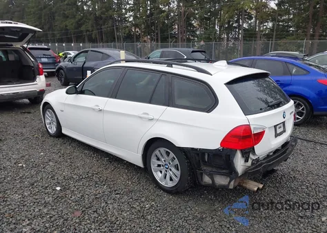 2007 BMW 328Xi z USA, uszkodzony, nr VIN WBAVT73557FZ35970